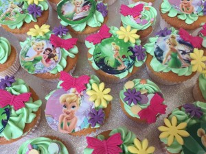 Cupcakes - Tinkerbell cupcakes met eetbare print