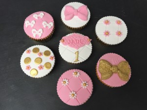 Cupcakes - Cupcakes eerste verjaardag meisje